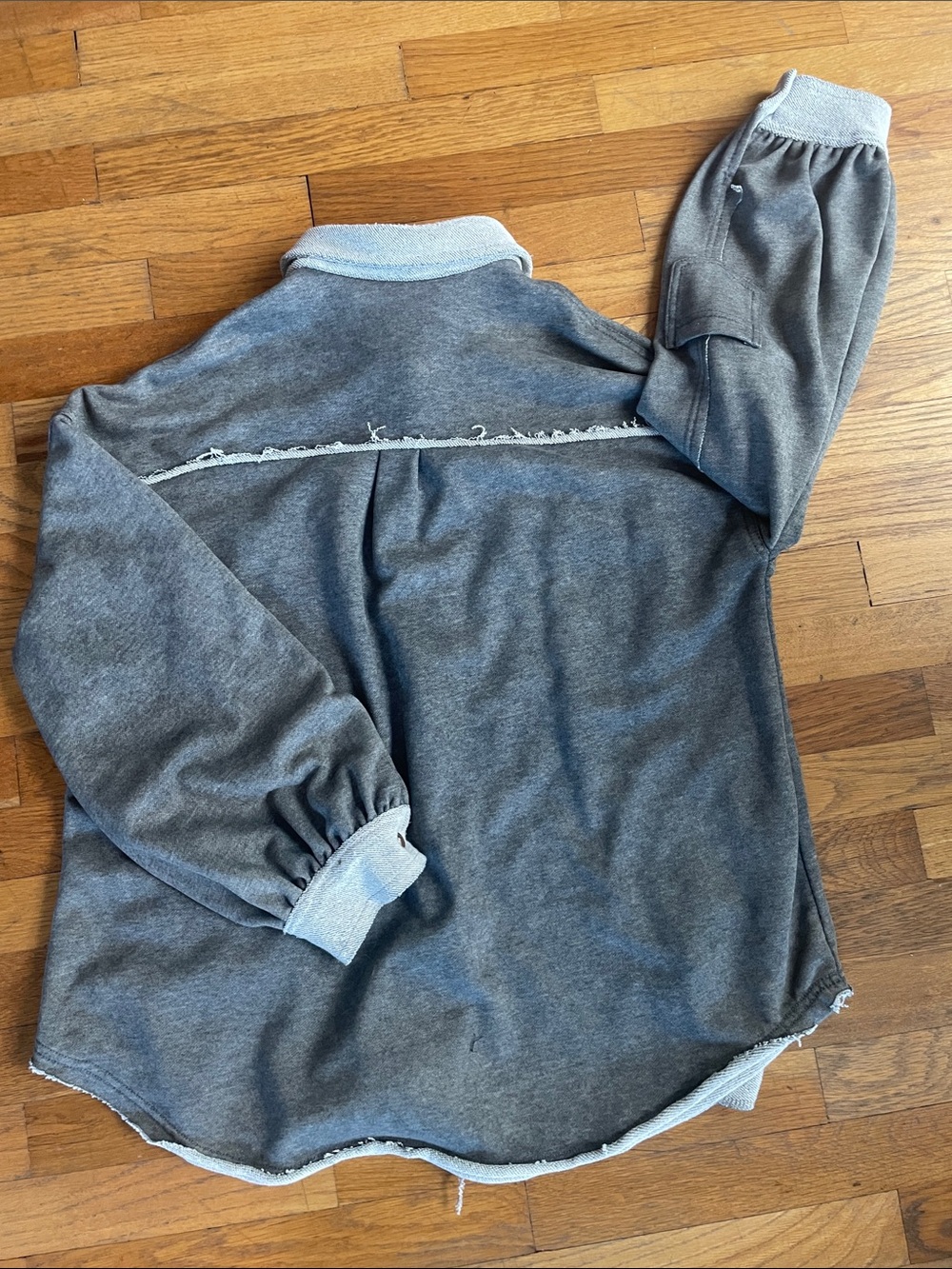POL Shacket - Picture 5 of 5